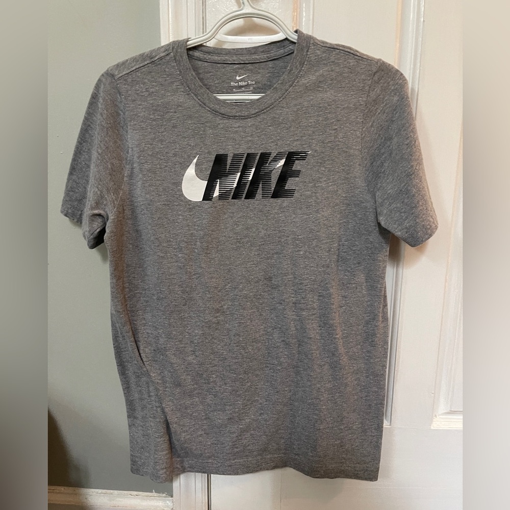 Boys Nike Tee
